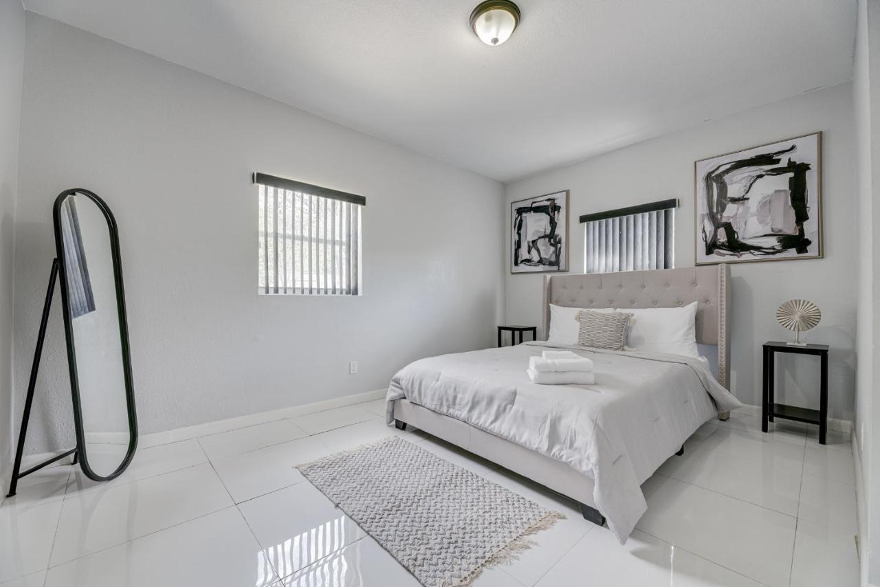 Deco Drive Miami • Near Hard Rock Stadium • South Beach • Wynwood Exteriér fotografie